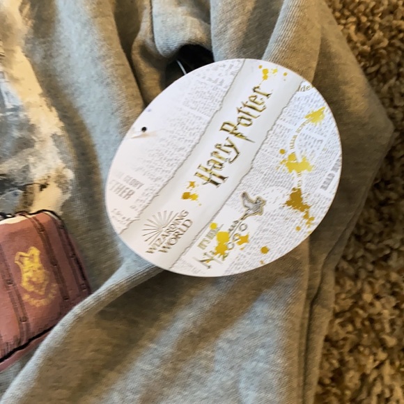 Harry Potter kids sweatshirt! Brand new - Picture 2 of 3